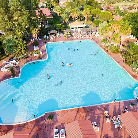 Szálloda Villaggio Marlusa